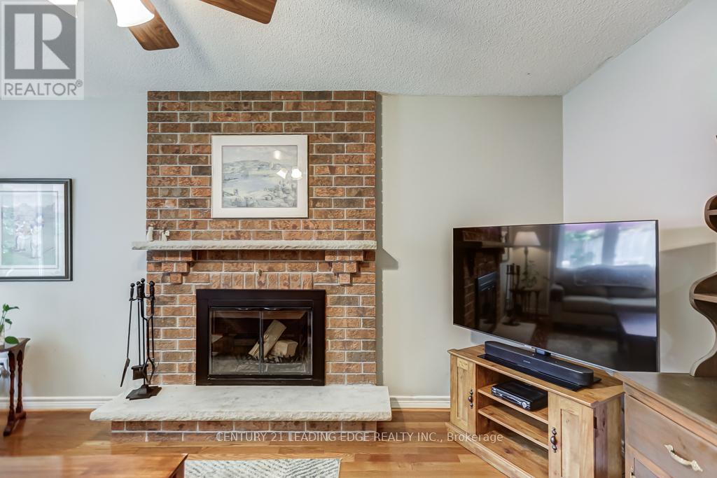 128 REEVE DRIVE - 13