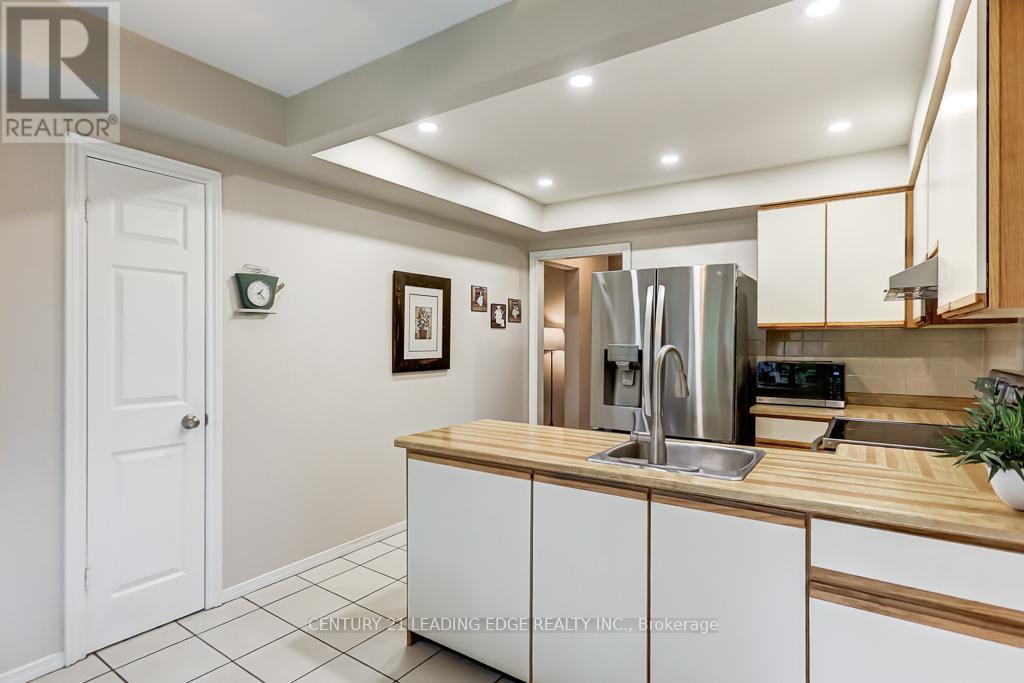 128 REEVE DRIVE - 17