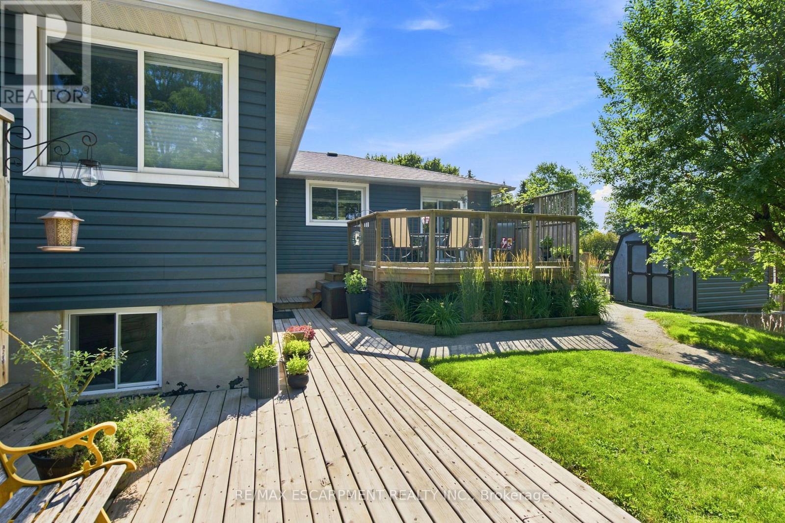 31 ALGONQUIN AVENUE - 38