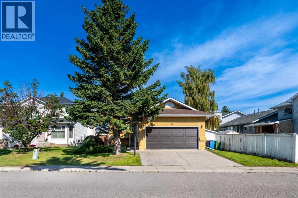98 Del Ray Road NE, Monterey Park, Calgary photo 1