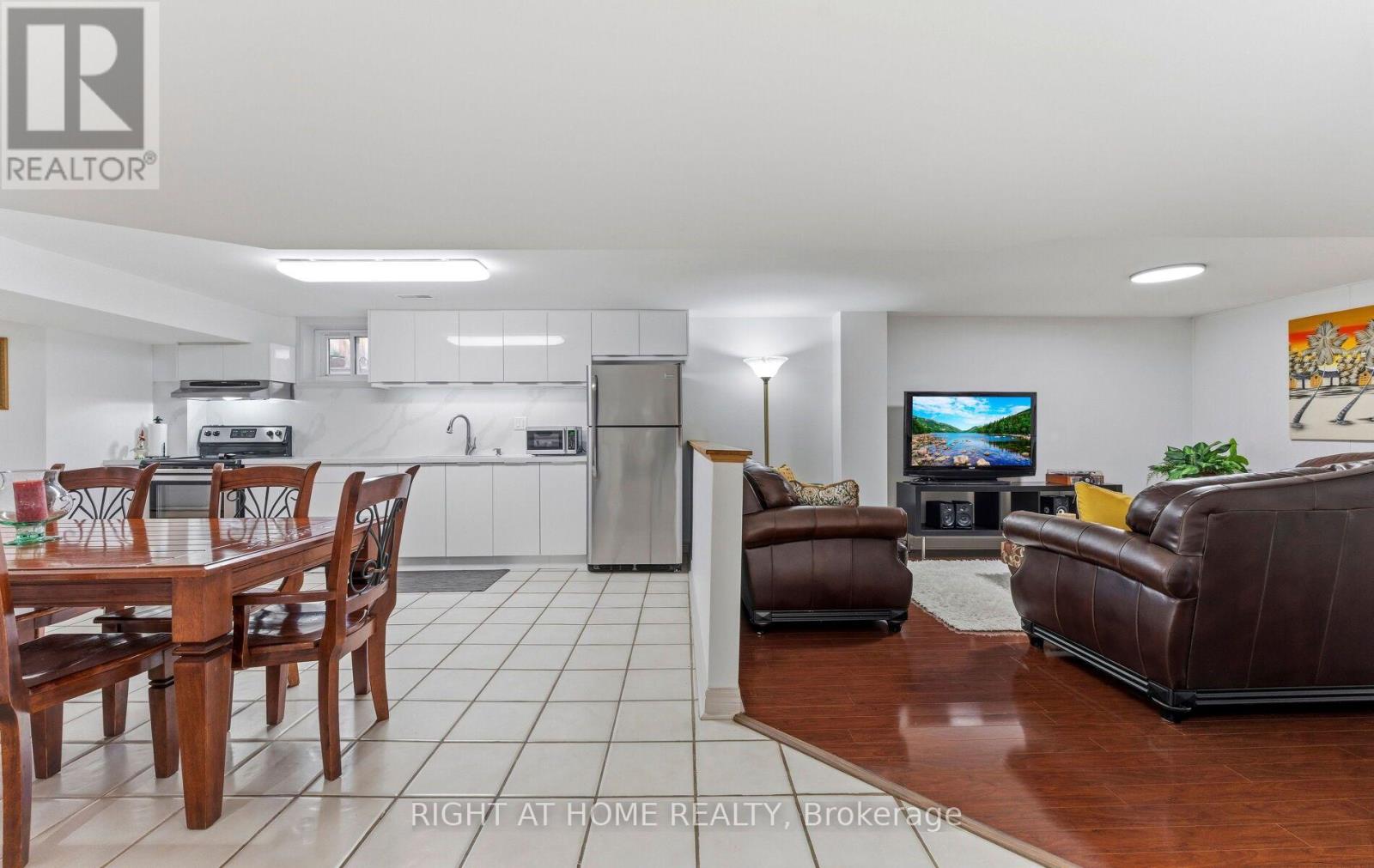 1665 ASGARD DRIVE - Image 44