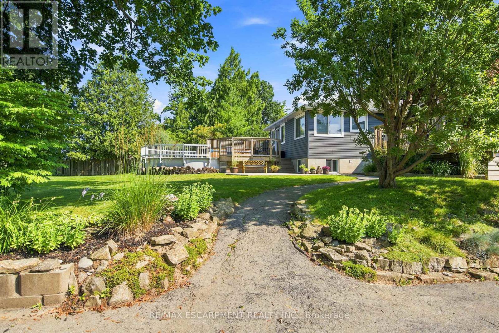 31 ALGONQUIN AVENUE - 45