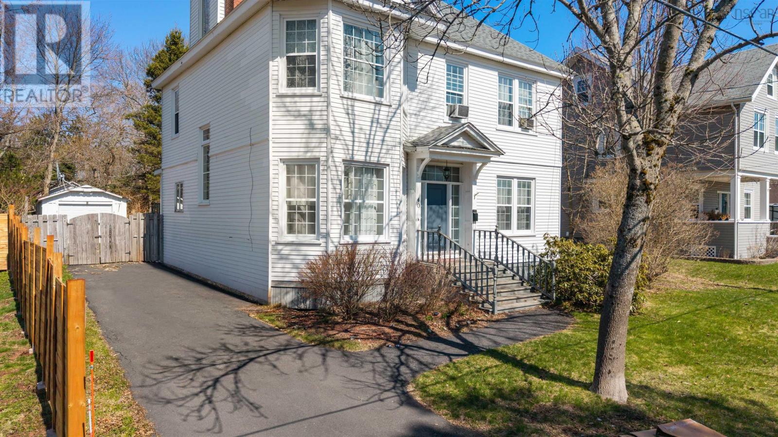 40 Clifford Street, Amherst — photo 2