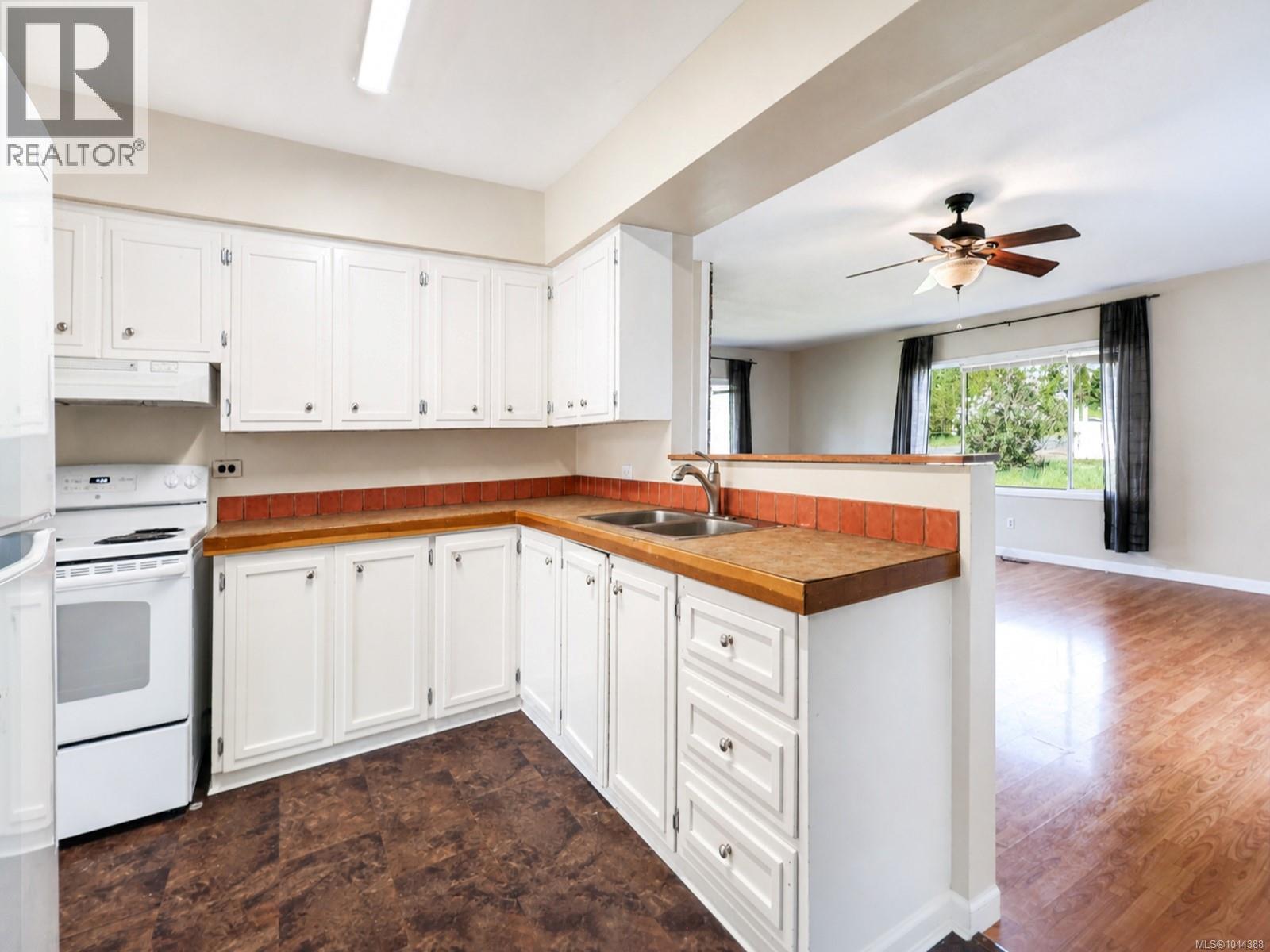 710 Winchester Ave - 22