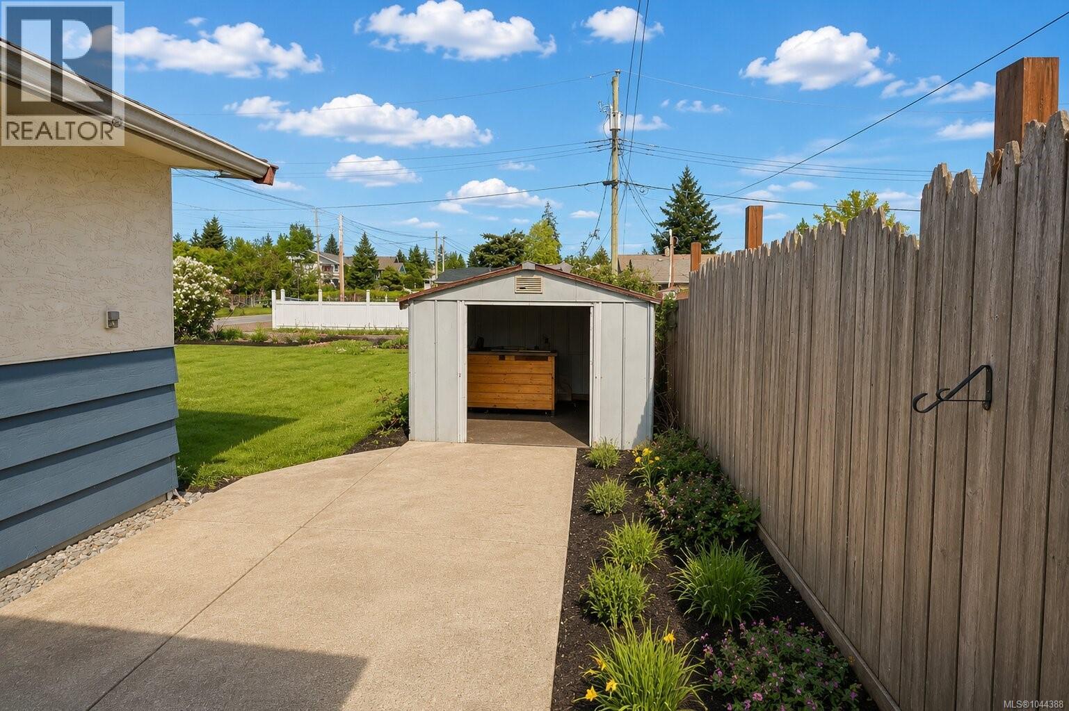 710 Winchester Ave - 5