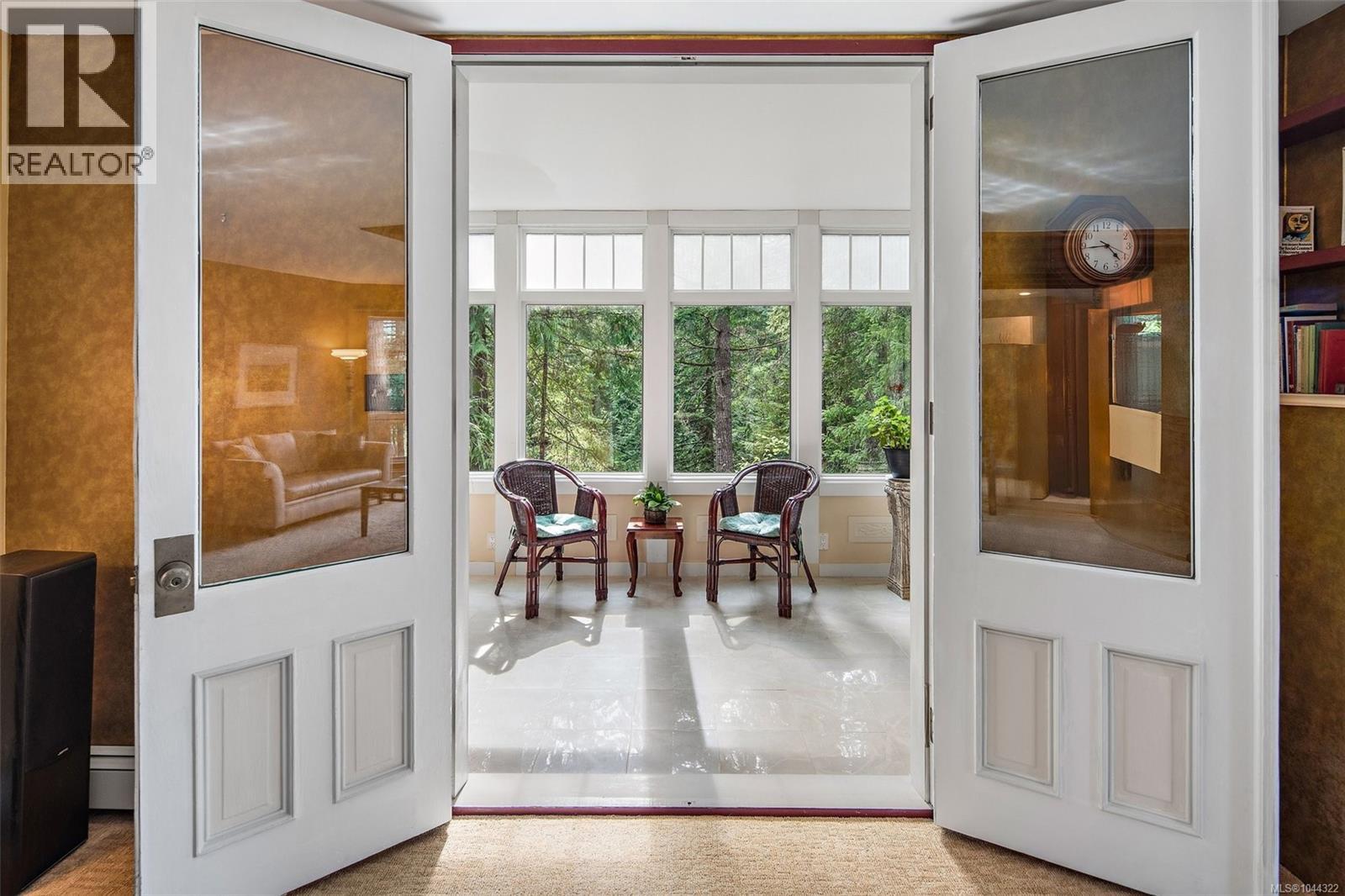 3293 McGuire Way - 21