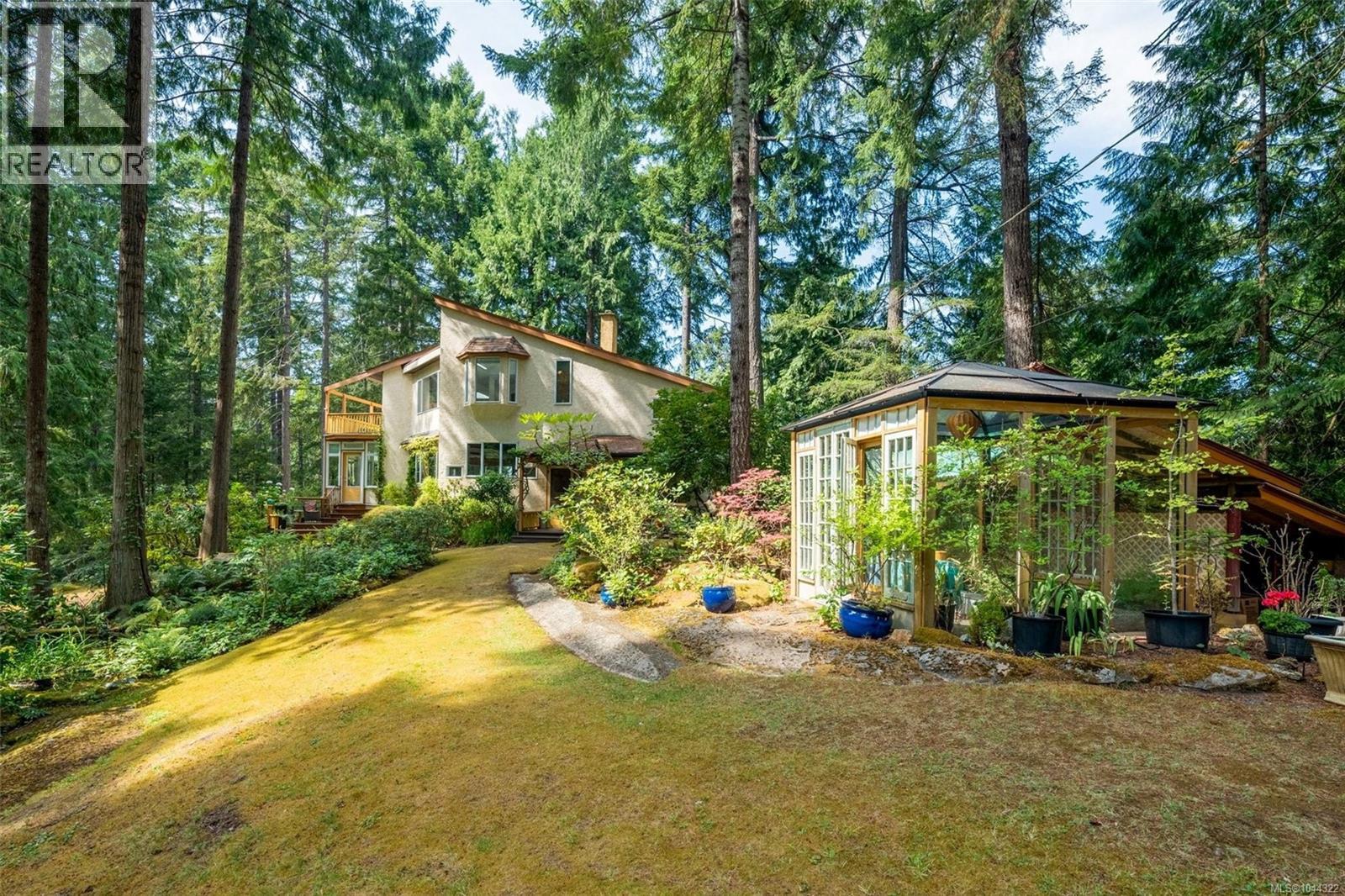 3293 McGuire Way - 7