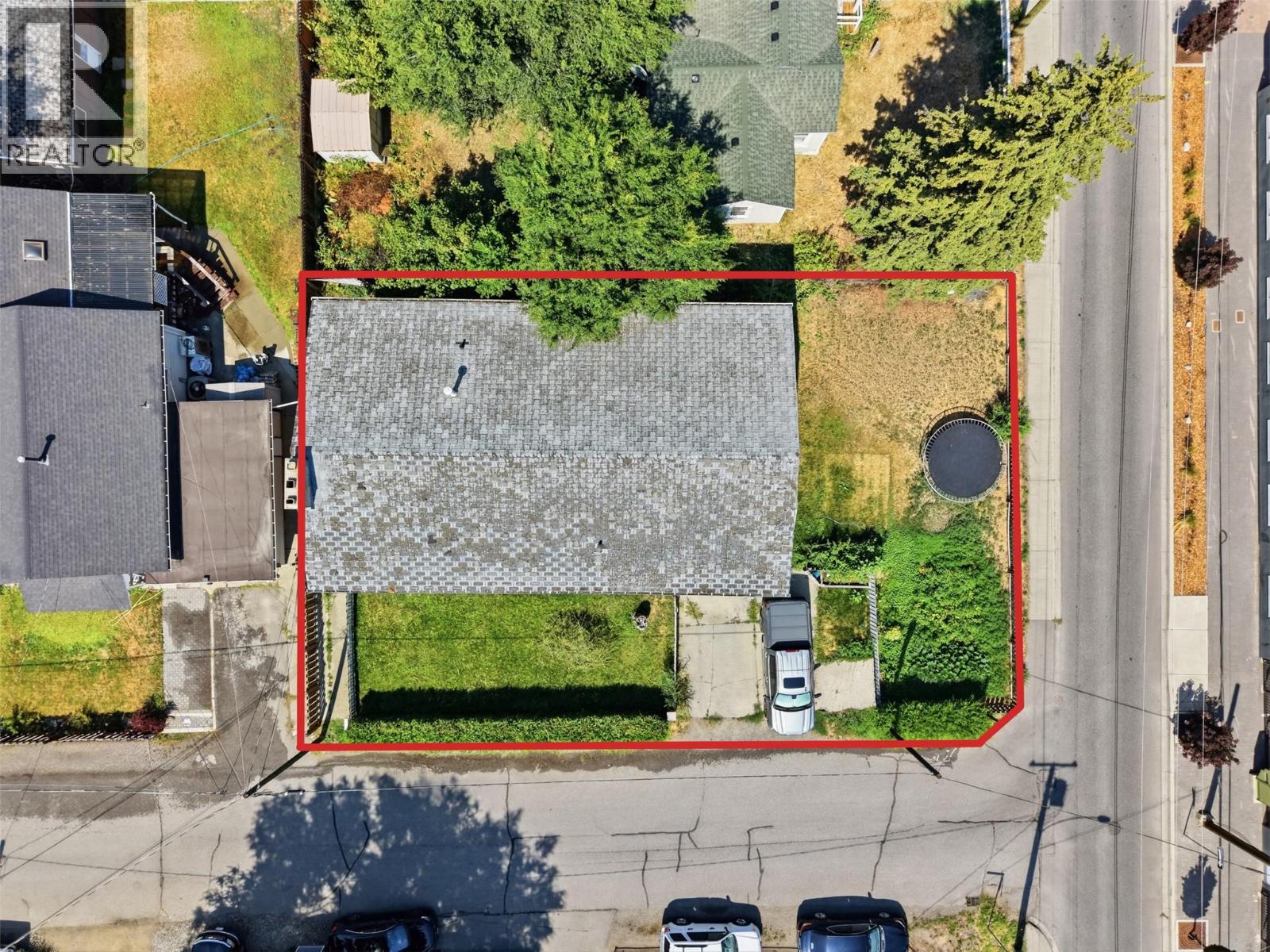 112 Williams Street - 8
