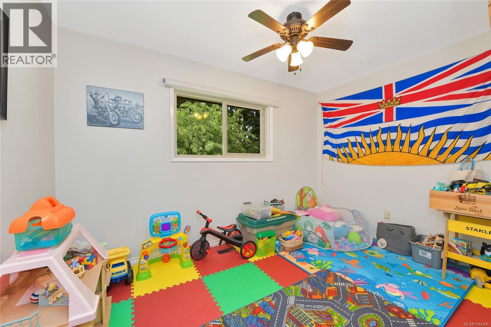 3058 CAROLA Pl - 24