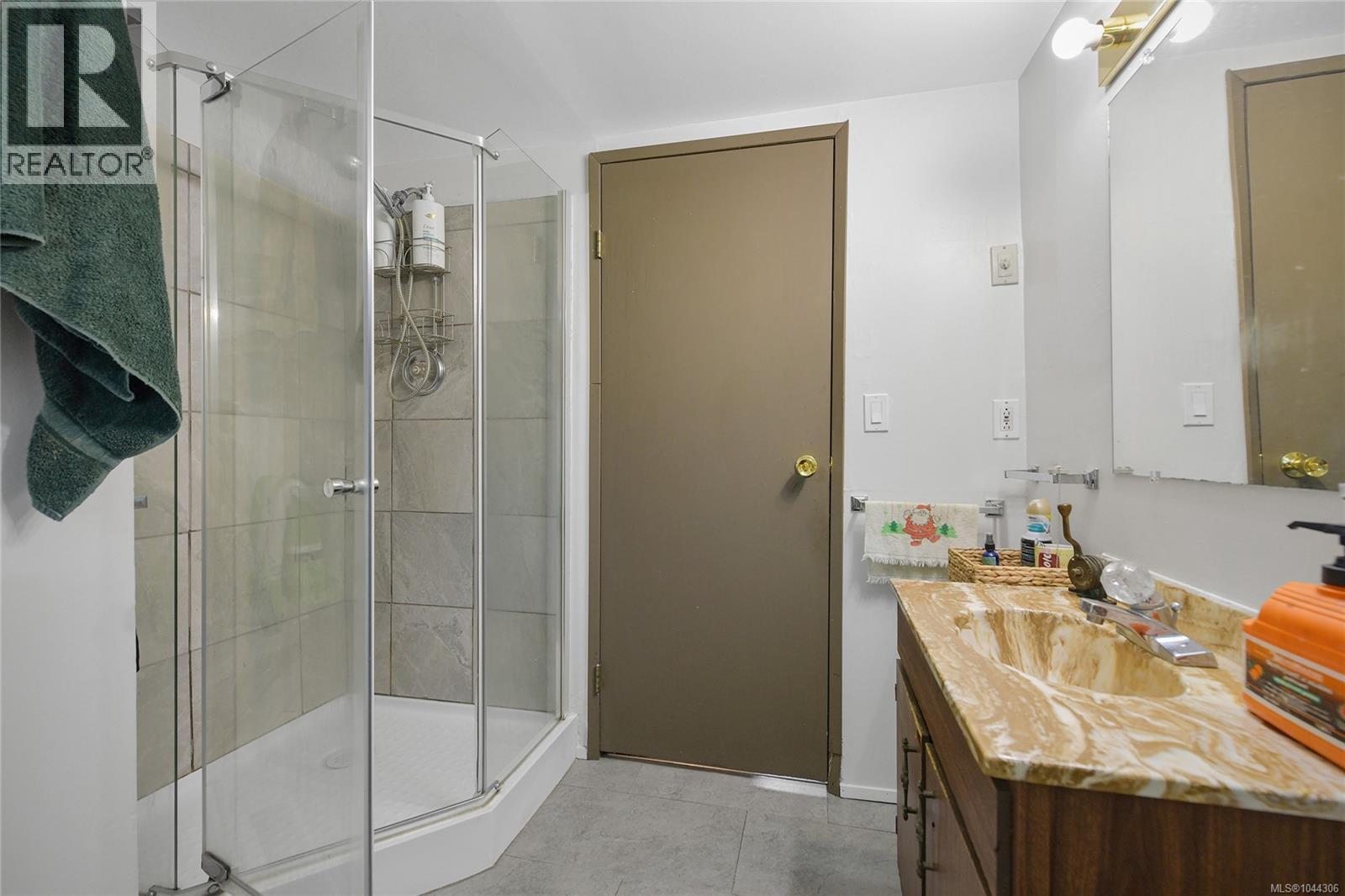 3058 CAROLA Pl - 28