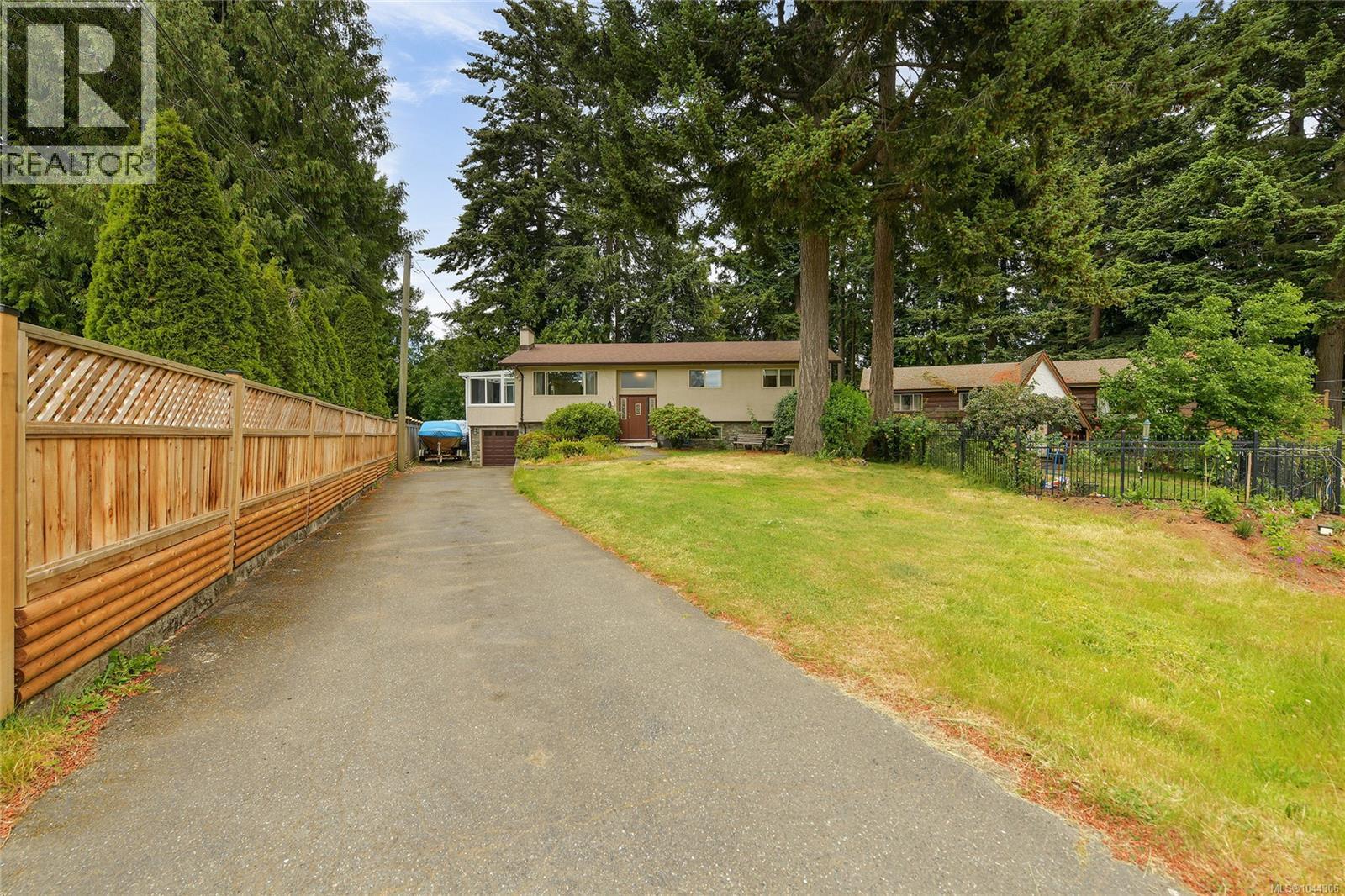3058 CAROLA Pl - 29