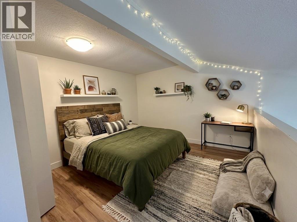#304 3155 Gordon Drive - 4