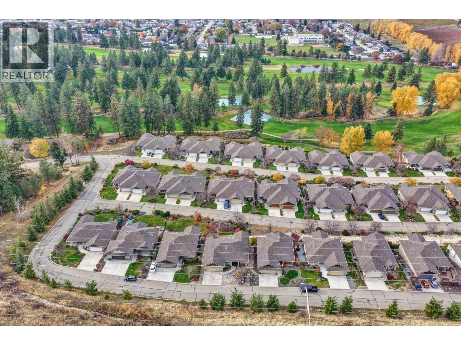3492 Camelback Drive, Kelowna