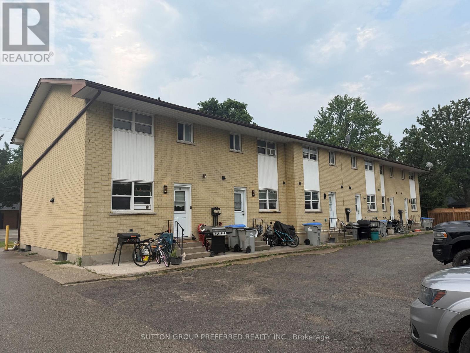 363 SAULSBURY STREET - Image 3