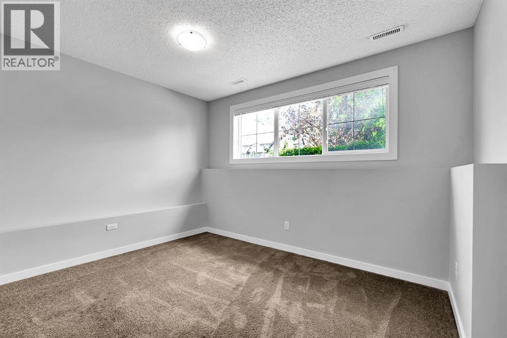 124, 130 New Brighton Way SE photo 22