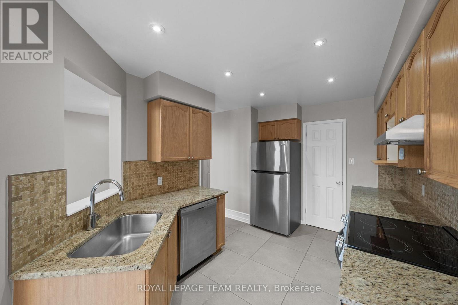 937 GOOSE RIVER AVENUE - 12