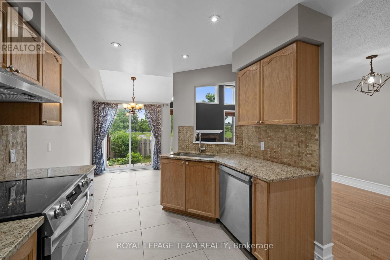 937 GOOSE RIVER AVENUE - 16