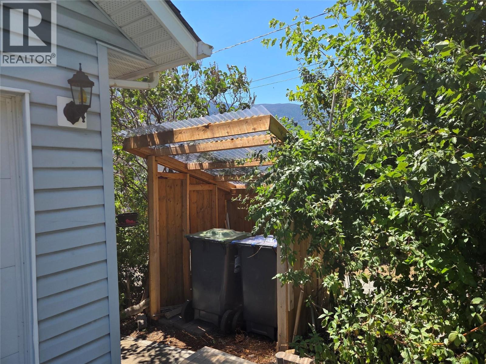 425 3rd Avenue - 43