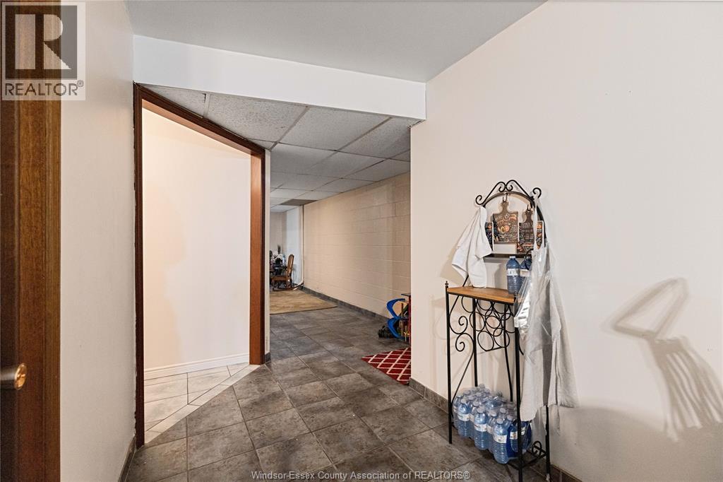 2059 LESPERANCE - Image 24