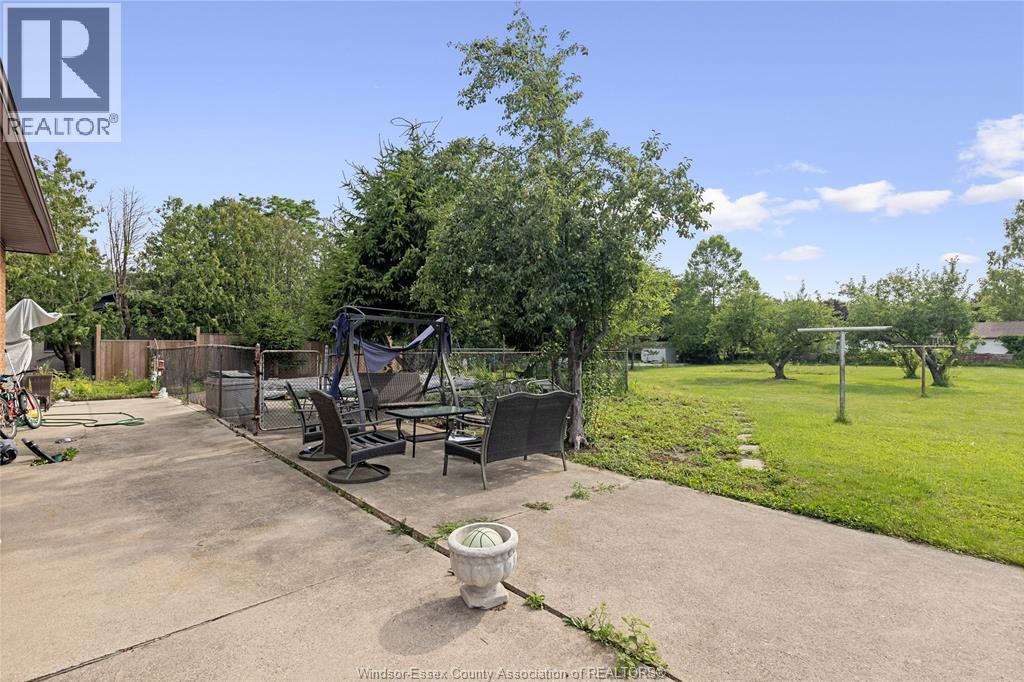 2059 LESPERANCE - Image 39