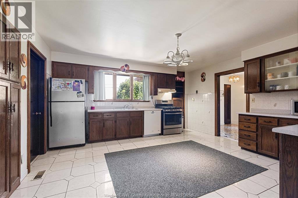 2059 LESPERANCE - 8
