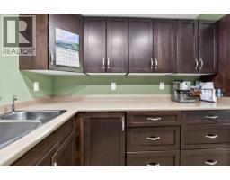 461 Carlsen Place, Port Moody, BC V3H4A1 Photo 10