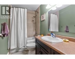 461 Carlsen Place, Port Moody, BC V3H4A1 Photo 32