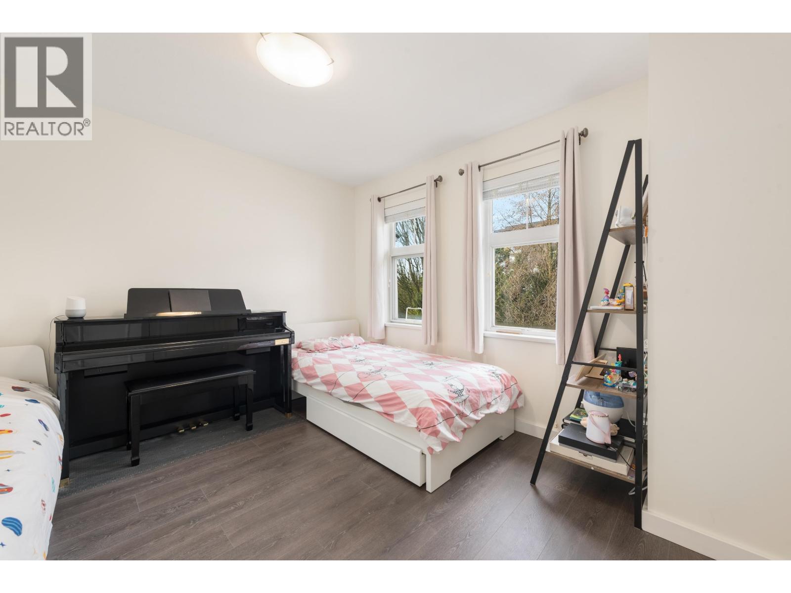 Thumbnail 17