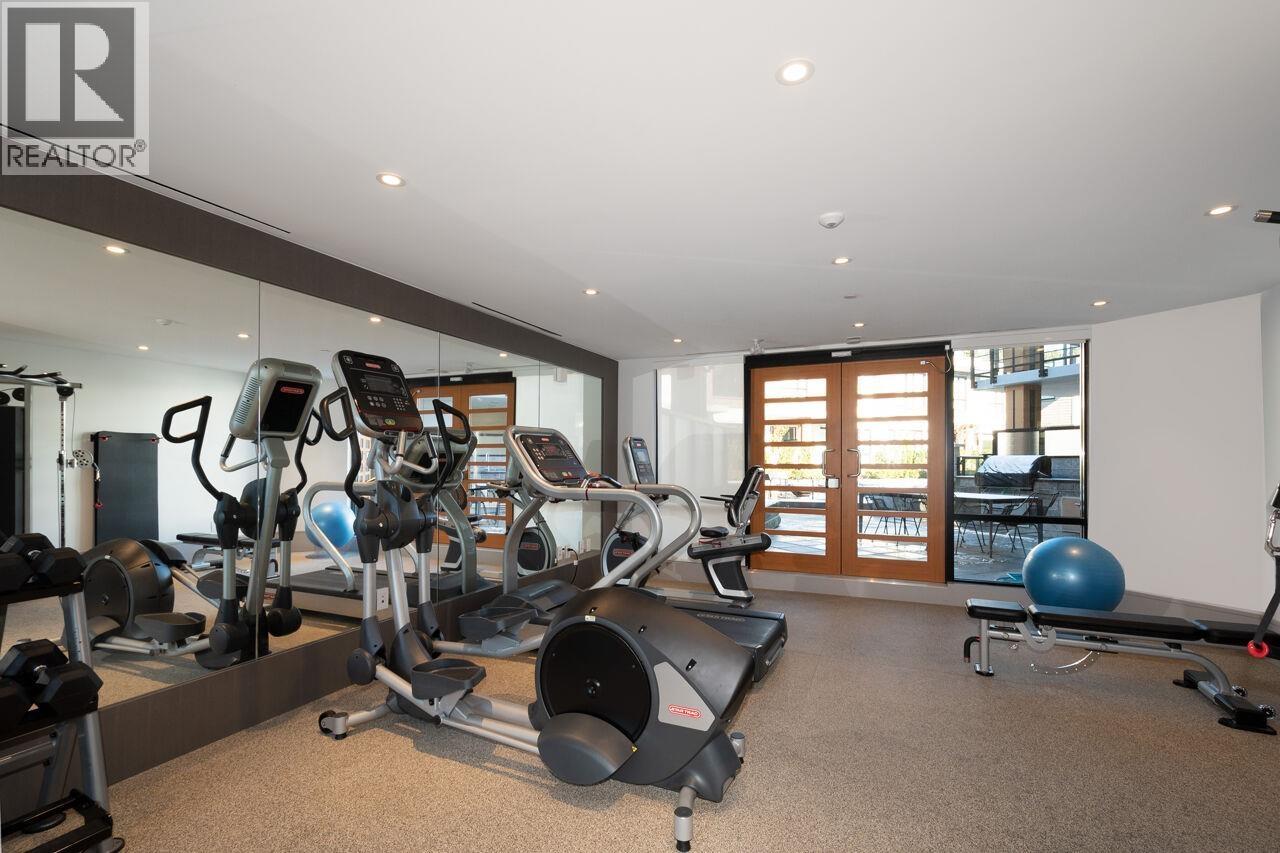 217 3220 CONNAUGHT CRESCENT, North Vancouver