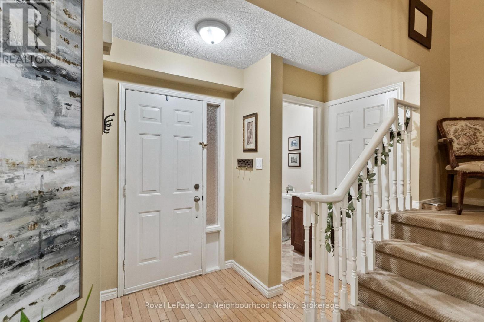 23 WOODWARD DRIVE - 6