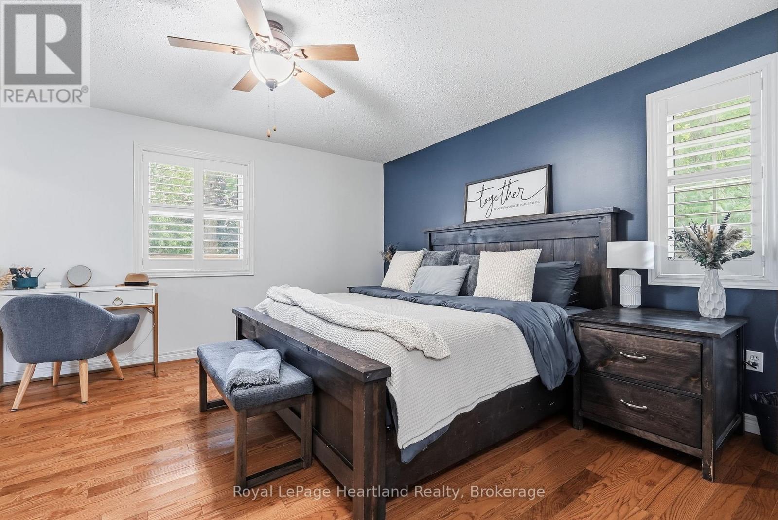 140 JOHN STREET N - 19