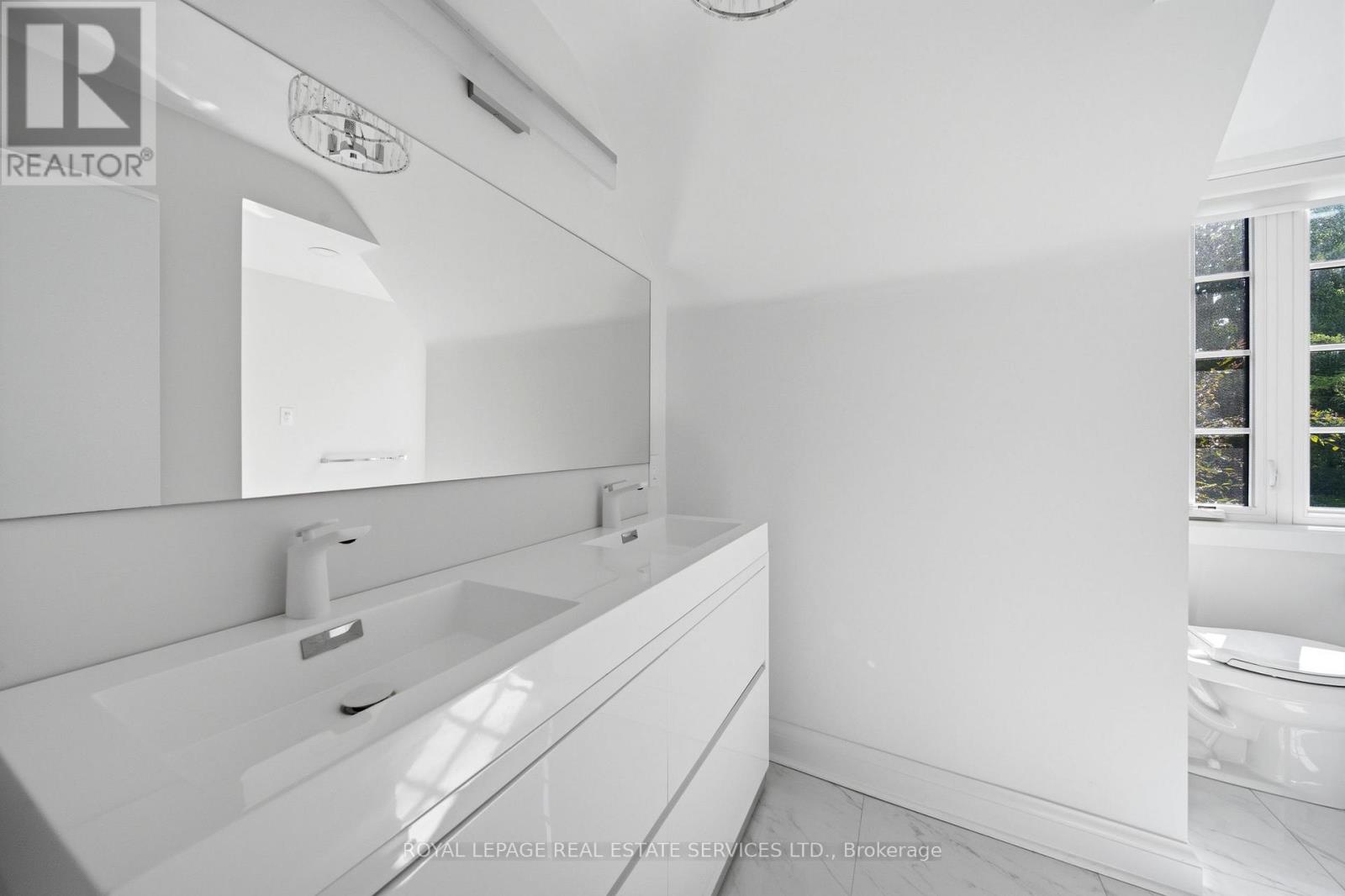 59 EDGEVALLEY DRIVE - 32