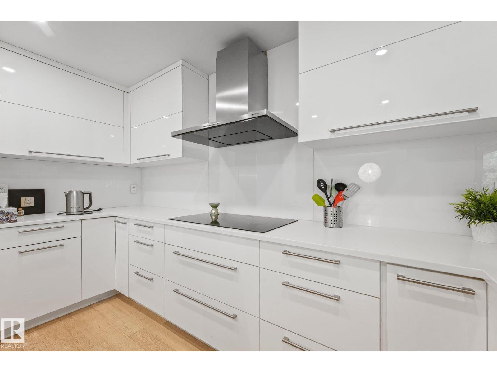 14128 98 Avenue NW - Photo 12