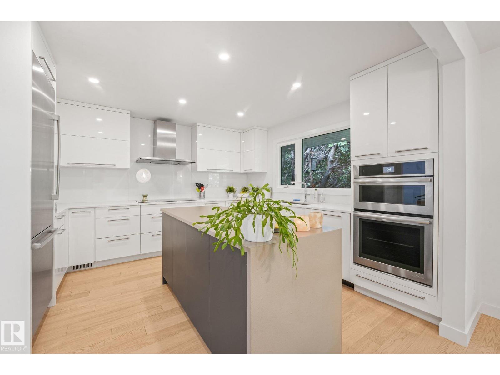 14128 98 Avenue NW - Photo 14