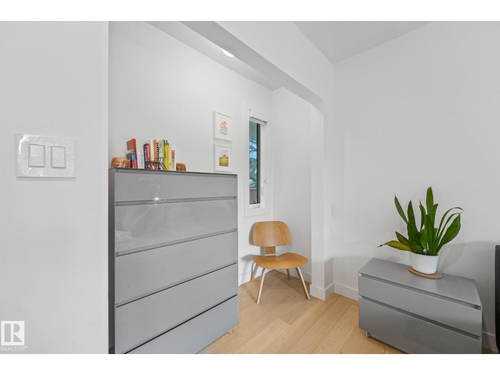14128 98 Avenue NW - Photo 23