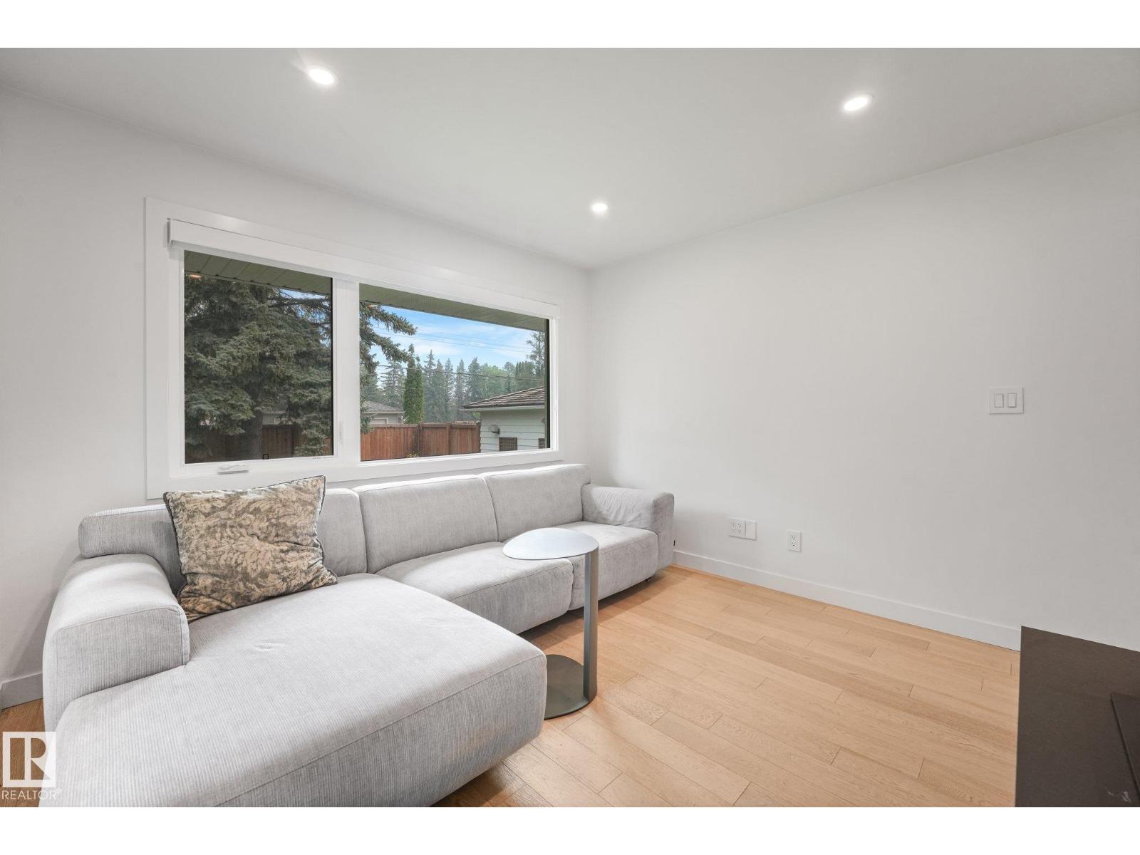 14128 98 Avenue NW - Photo 34