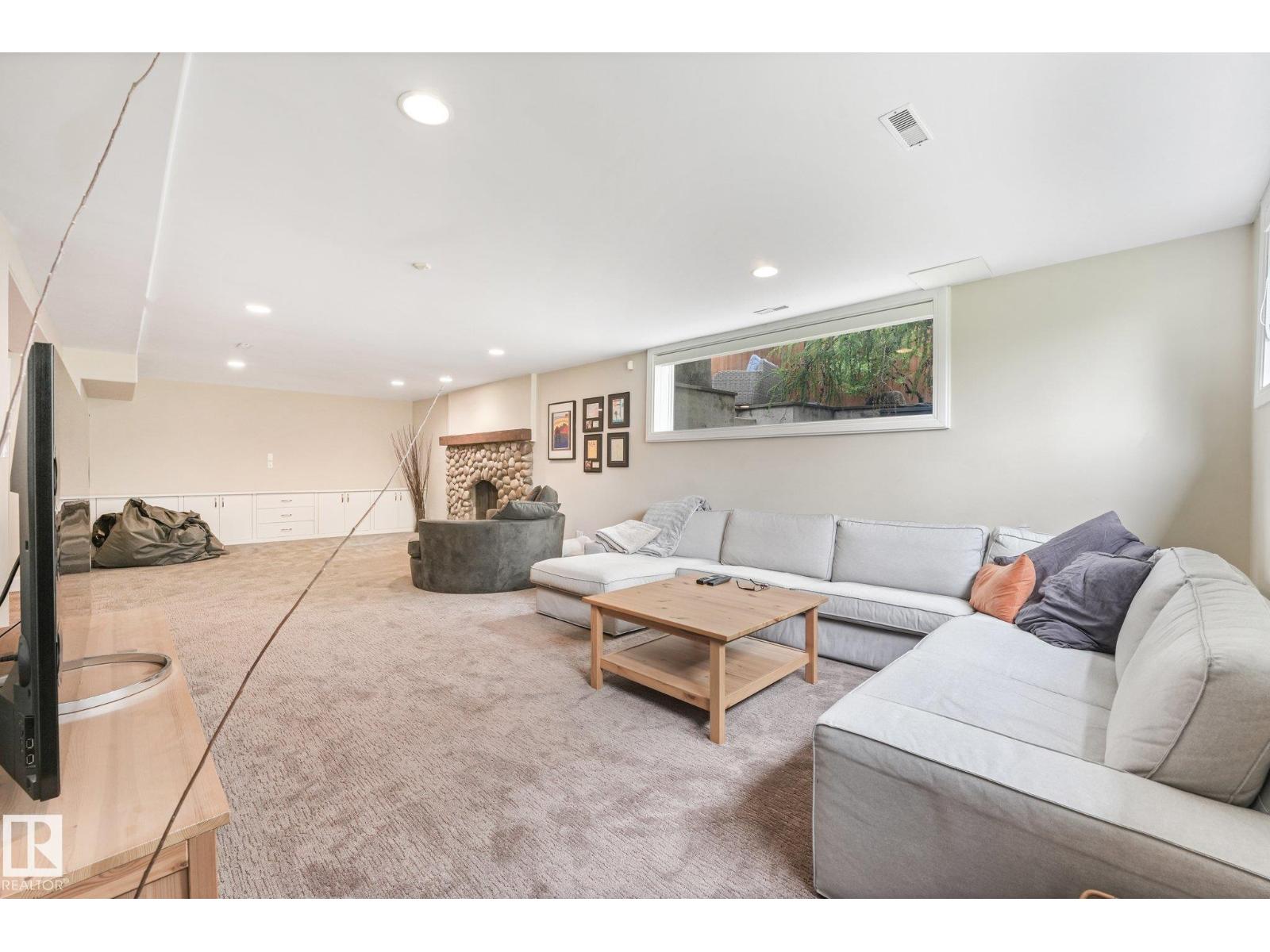 14128 98 Avenue NW - Photo 41