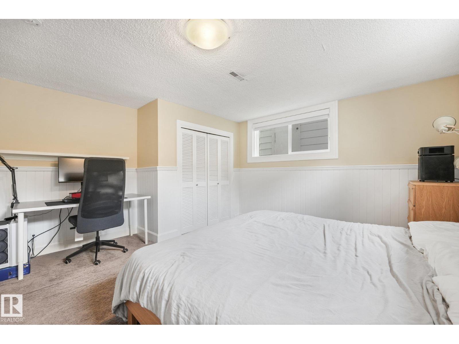 14128 98 Avenue NW - Photo 49
