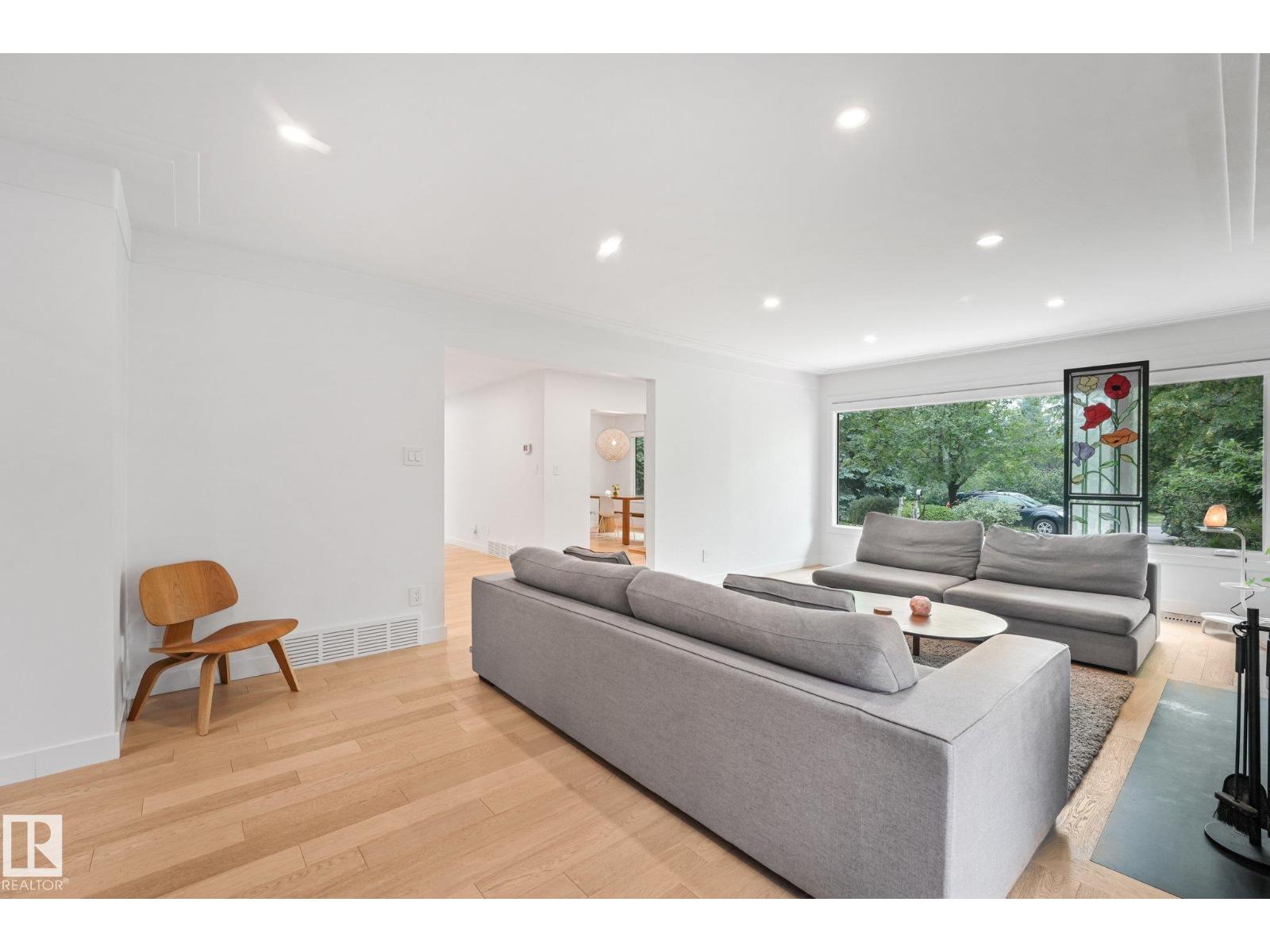 14128 98 Avenue NW - Photo 7