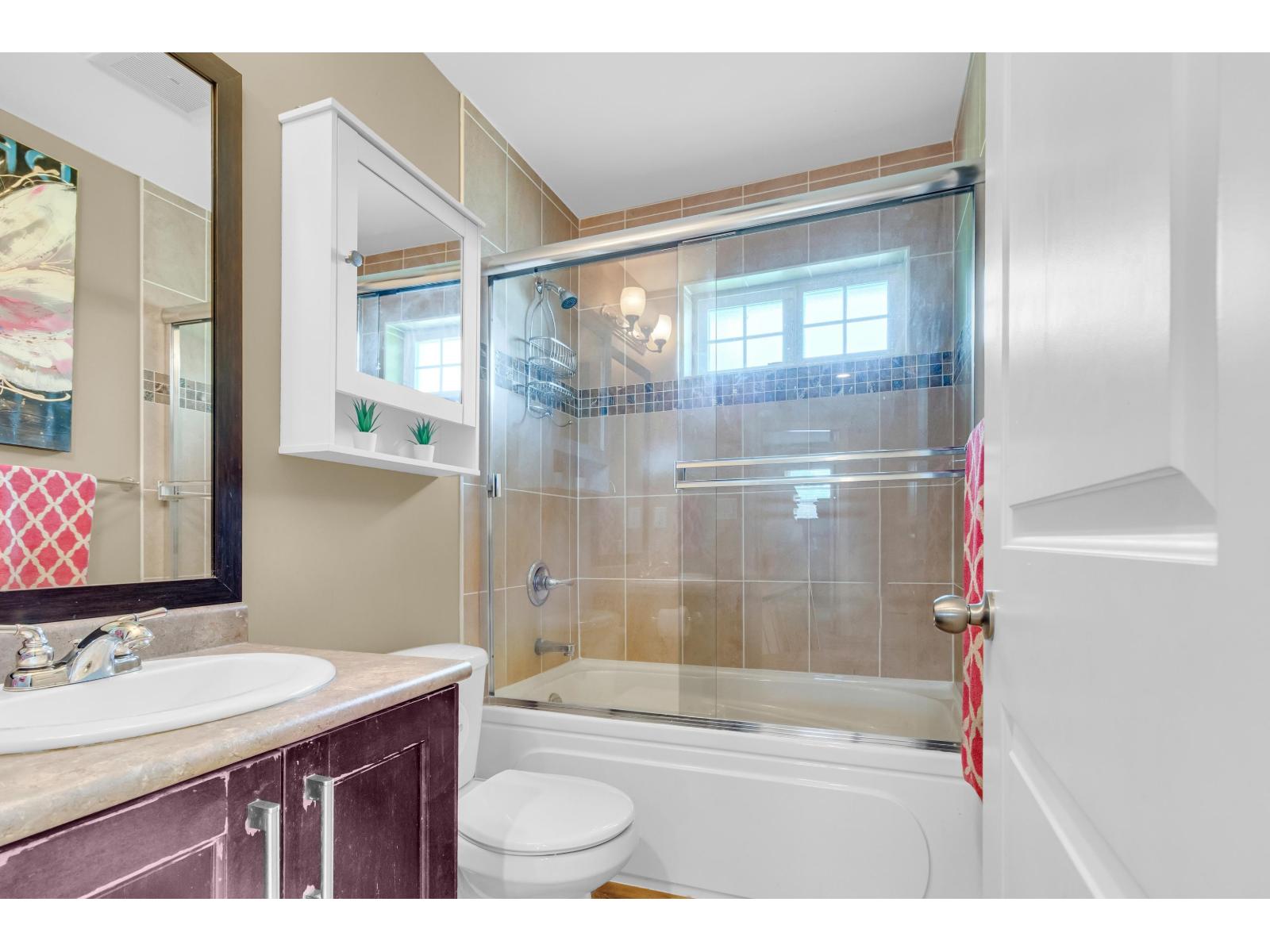 6925 196 STREET, Surrey
