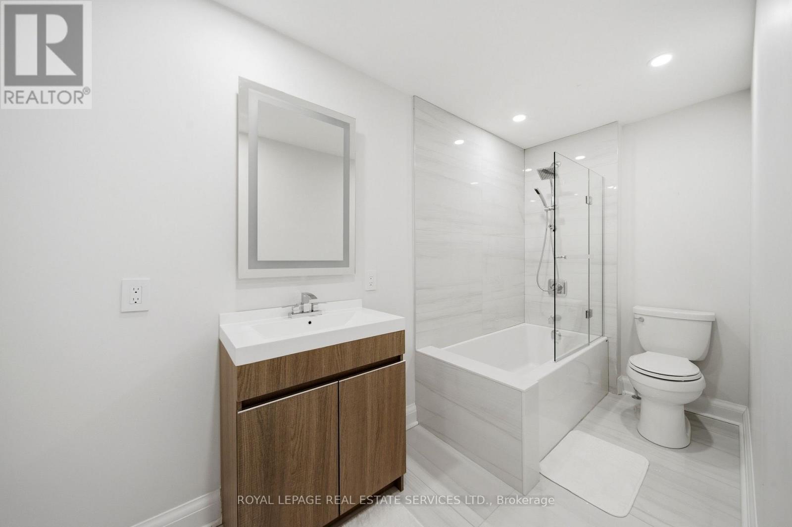 59 EDGEVALLEY DRIVE - 35
