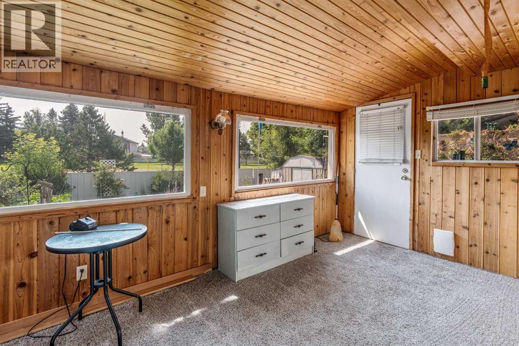 42 Honeysuckle Road N - 19