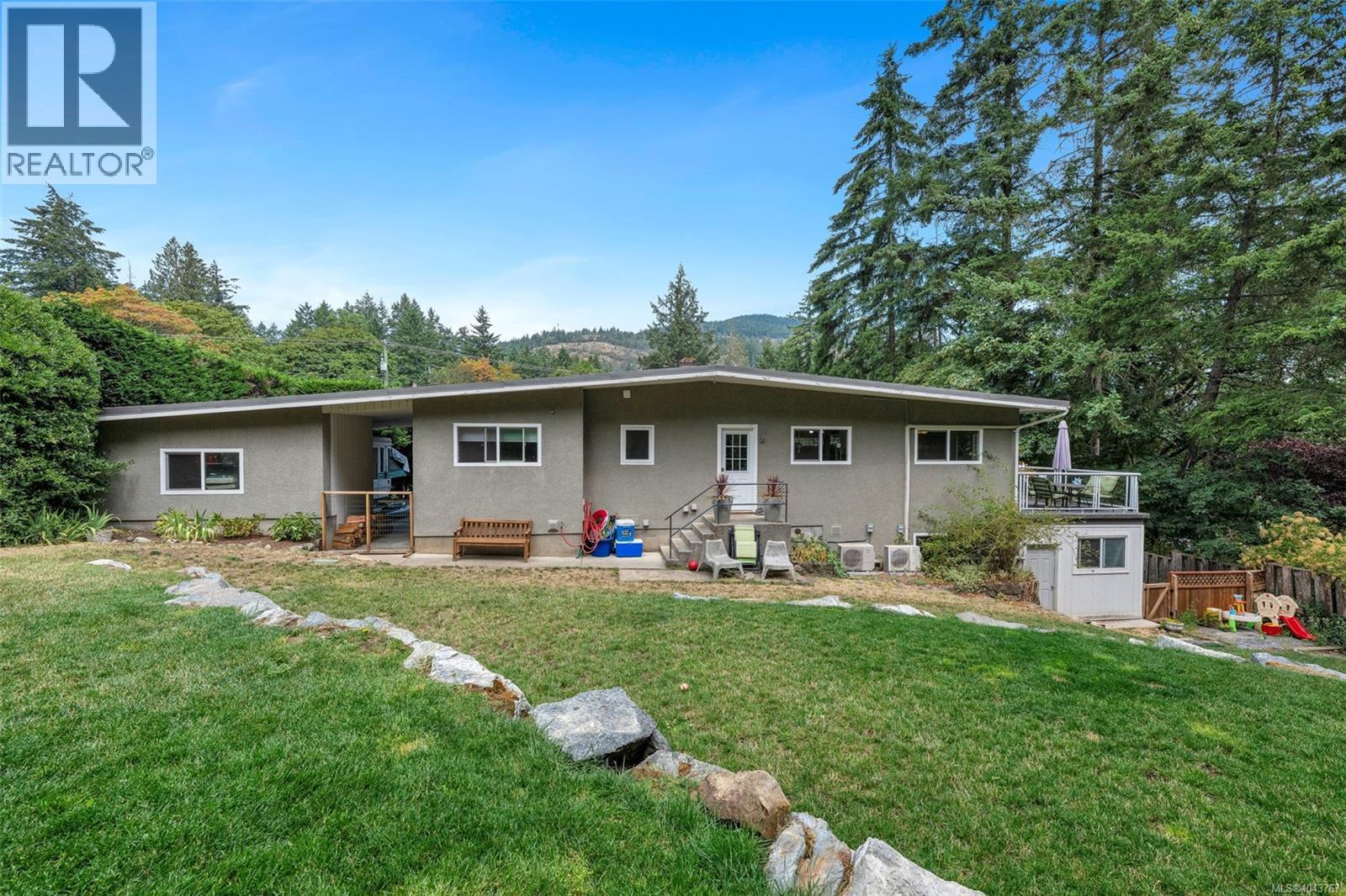 1080 Maple Bay Rd - 20