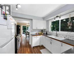 Kitchen - 1080 Maple Bay Rd, Duncan, BC V9L5X1 Photo 8