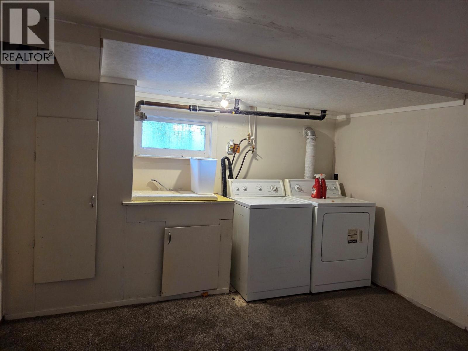 512 12th Avenue - 10