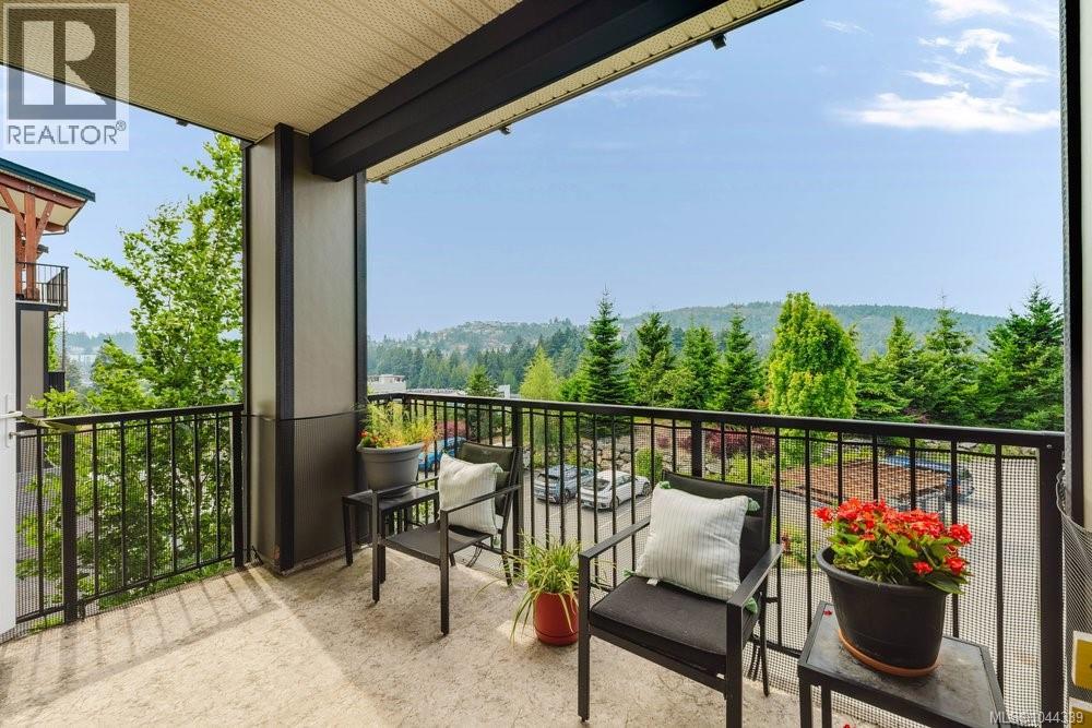 #307 286 Wilfert Rd - 18