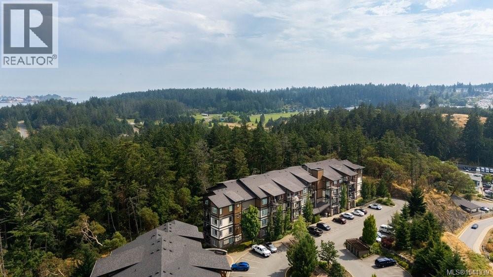 #307 286 Wilfert Rd - 23