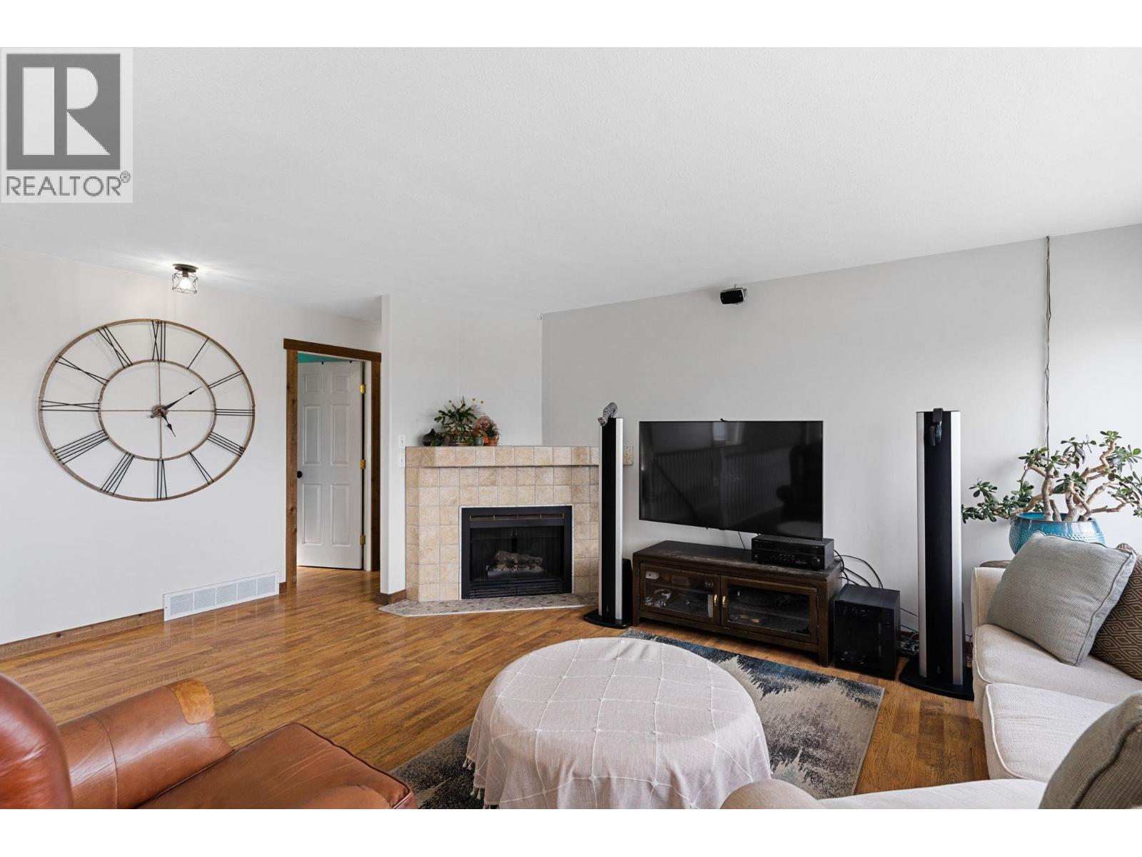 3052 Ensign Way - 5