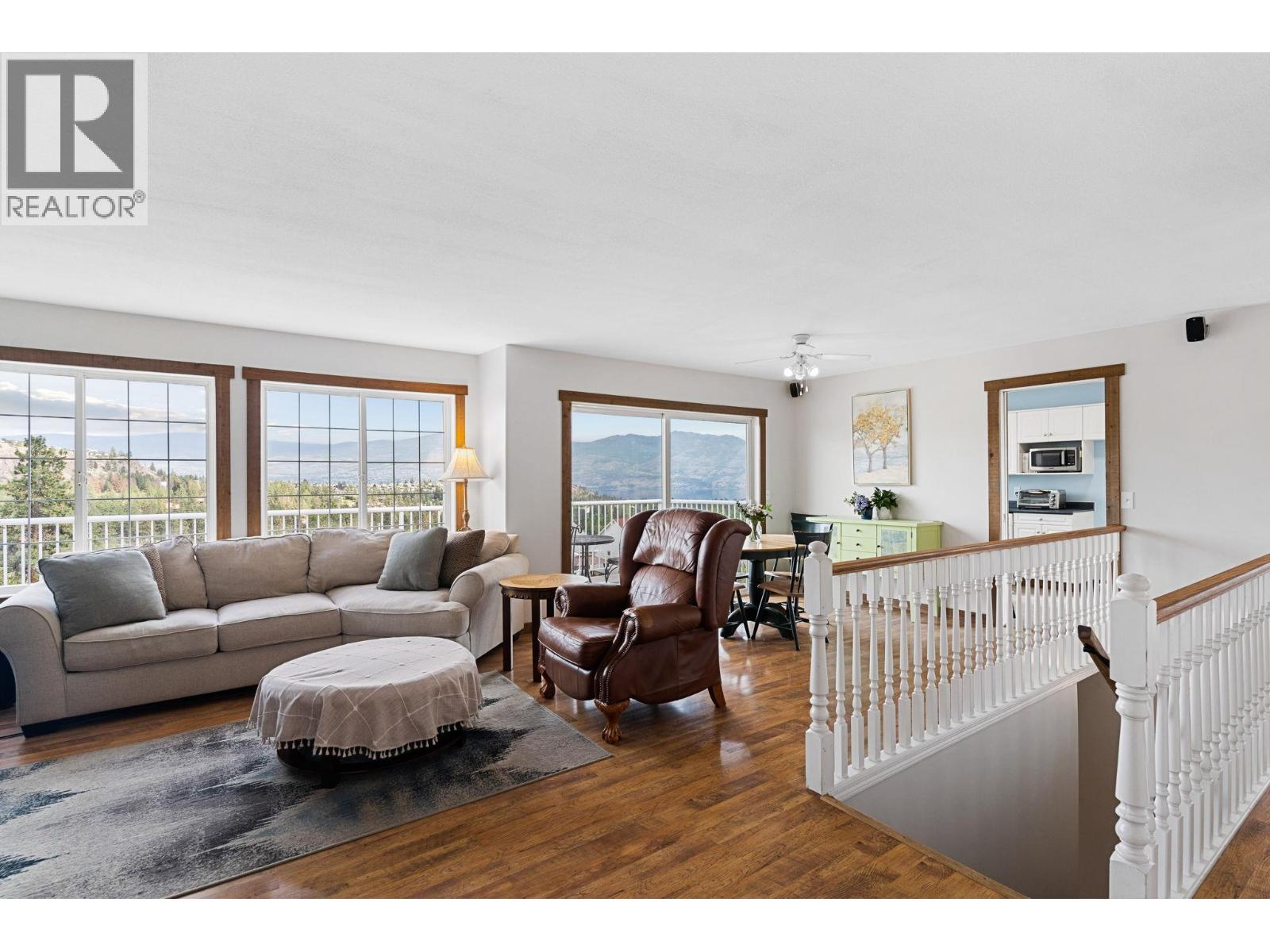 3052 Ensign Way - 4