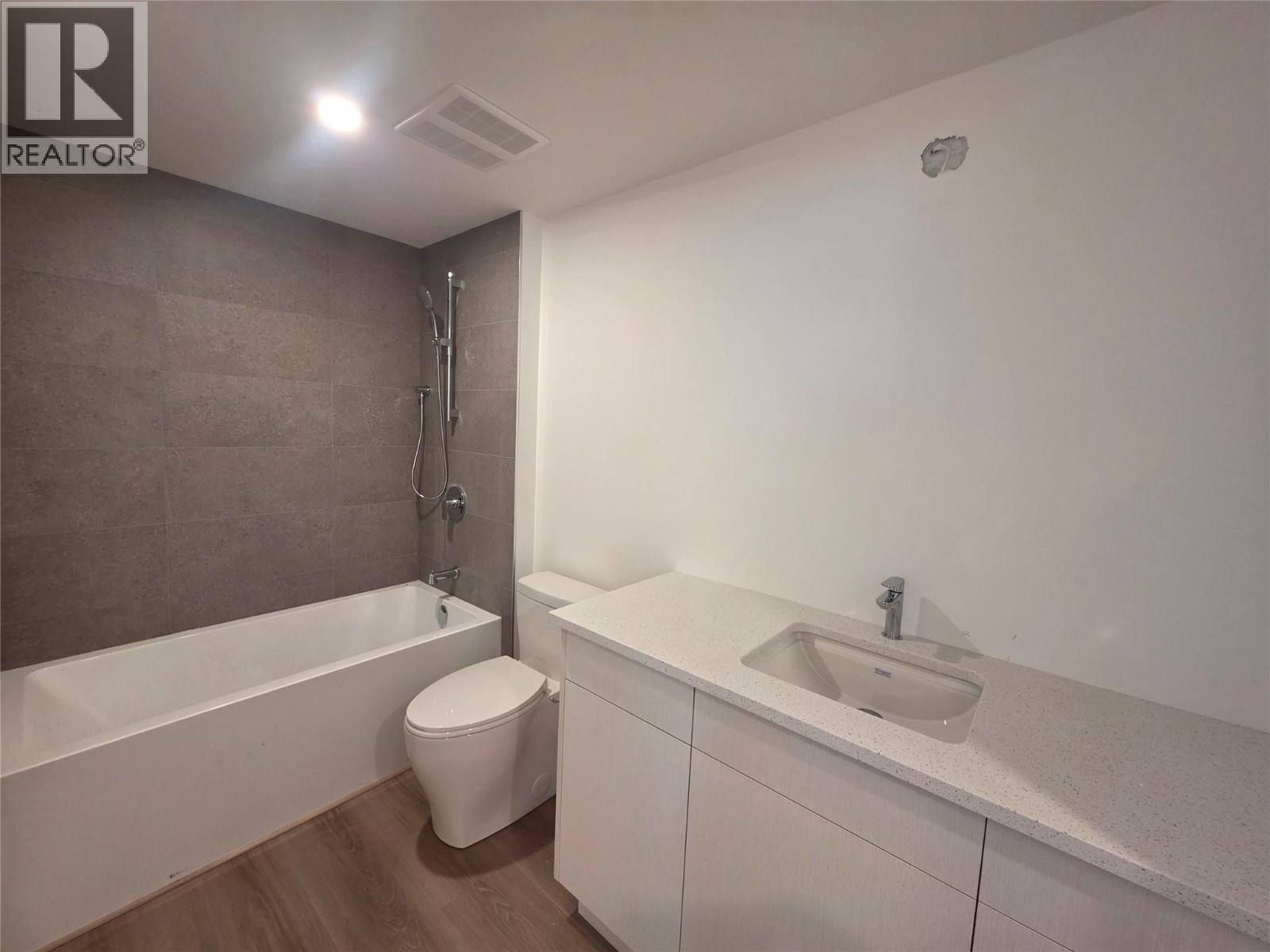 491 Clifton Road N - 39